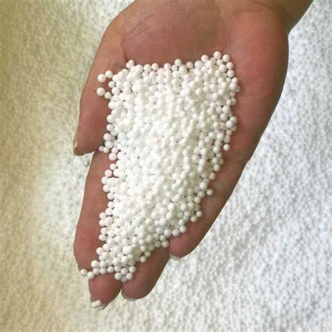 Diagrama comparativă pentru umpluturi: hollowfiber, bile de polistiren, spumă