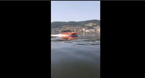 Ilustrație cu o șalupă multifuncțională pe Dunăre