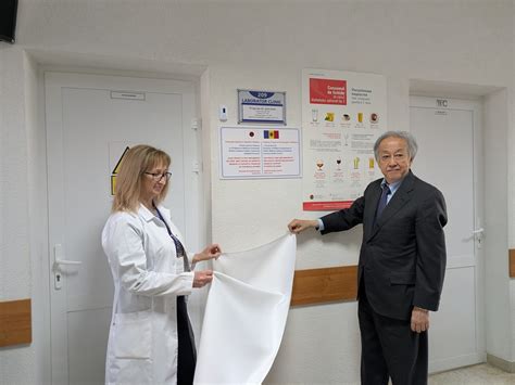 Ilustratie: centrul medical modern cu echipamente