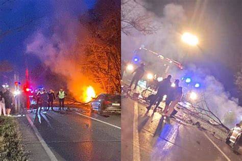 Fotografie: bebeluș de 2 luni zâmbind