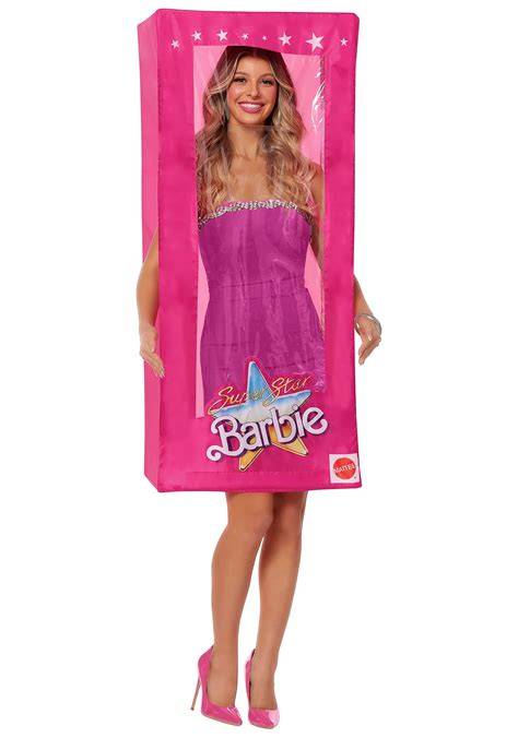 Modele Barbie in costume sezoniere