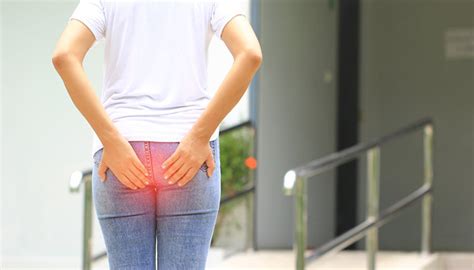 Copil care se scarpină în zona anală