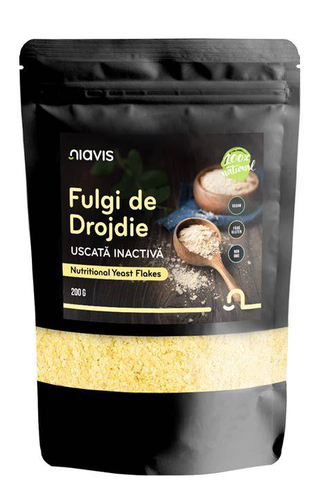 Gustul brânzetos al fulgilor de drojdie inactivă pe o farfurie
