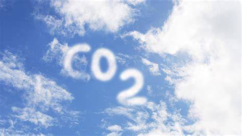Grafic: emisia de dioxid de carbon asociată cu scutecele de unică folosință vs. textile