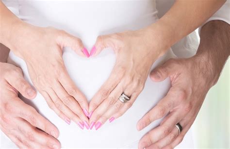 Infografic: etape evaluare fertilitate femei si barbati