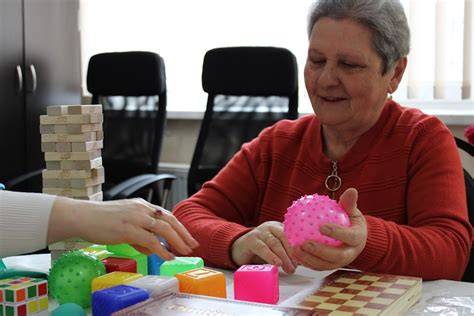Imagine: atelierul de terapie ocupațională și muncă a mamelor la Casa Agar