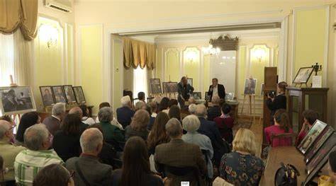 Colaje de opere literare și conferințe ale lui Bebe Mihaescu