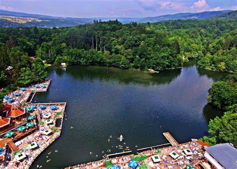 Sovata Lacul Ursu - exemple de resurse balneare pentru tratamente ginecologice