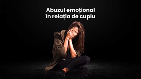 cuplu sprijindu-se emoțional