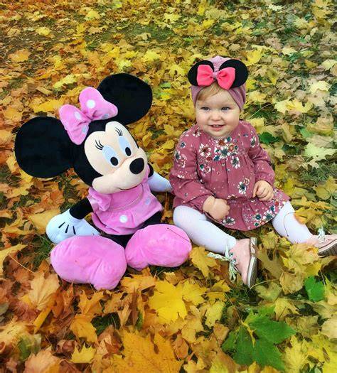 Imagine comparativ: turbane Minnie Mouse vs. turbane cu fundiţă