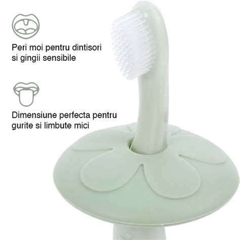 Ilustrație cu o periuță de dinți pentru bebeluși și o jucărie