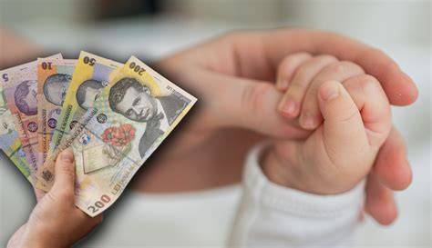Infografic: Cine poate beneficia de concediu paternal și cum se calculează indemnizația