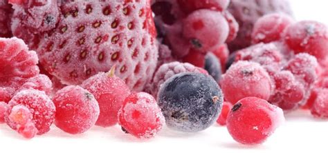 Fructe de pădure proaspete și congelate