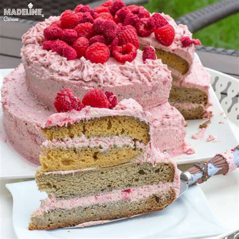 Tort baby friendly cu zmeura si mascarpone