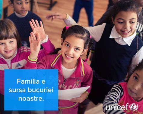 Copii într-un spital modern, cu părinți alături