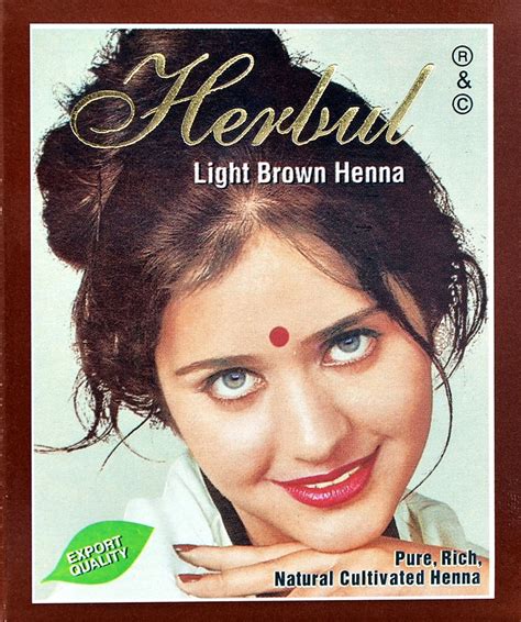 Imagine: paleta de culori pentru henna pe burtă, reflectând nuanțe sigure