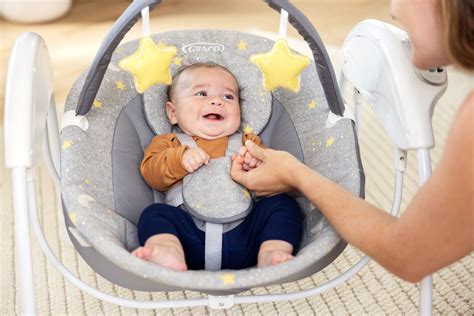 Tipuri de balansoare pentru bebeluși