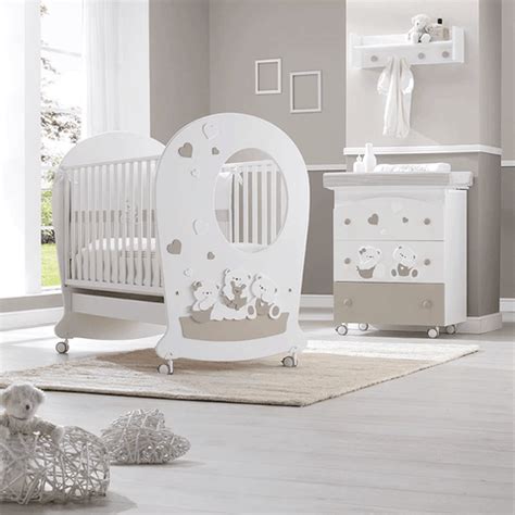 Diferite modele de patuturi pentru bebelusi