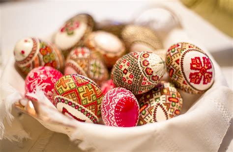 Tradiții și obiceiuri la botez în România