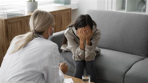 Medici refuzând să efectueze avorturi