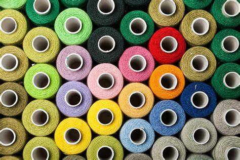 Logo byEDA si foto produse textile de calitate
