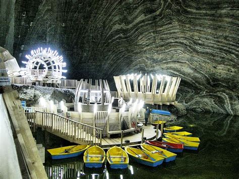 Vizualizare panoramica a Salinei Turda, lacul subteran