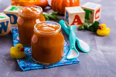 Borcane cu mâncare naturală pentru bebeluși