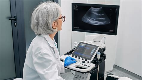 Ecografie pelvină pentru monitorizarea sarcinii