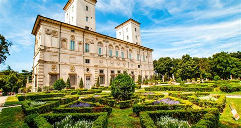 Galeria Borghese în grădinile Villa Borghese