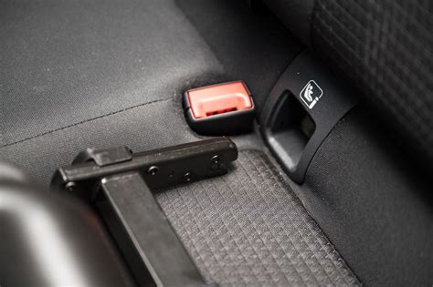 Sistem ISOFIX și elemente de siguranță scaun auto