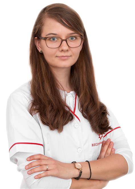 Infografic: traseul educational si experienta Dr. Valentina Sandu in pediatrie