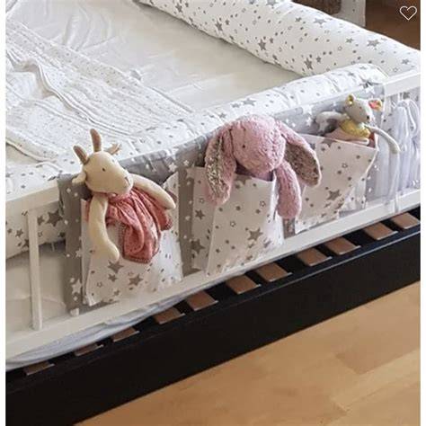 Organizator pentru patut cu 9 buzunare, 60x60 cm - reprezentare vizuala a versiunii compatibile cu patuturi standard.