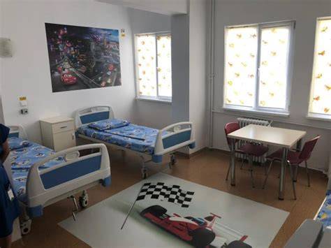 Imagini din saloanele de copii în spital, cazuri de malnutriție și supraveghere familială