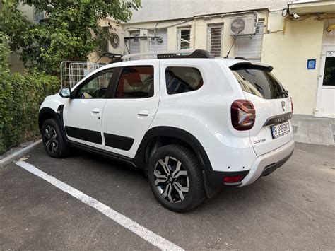 Comparație vizuală între cărucioare cu 3 și 4 roți