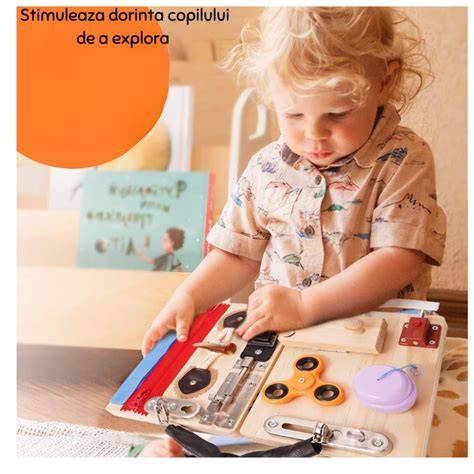 Portret Montessori: principii de autoeducare și învățare prin joc
