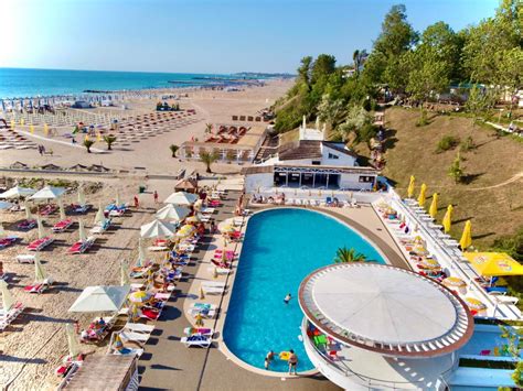 Hotel Europa Eforie Nord - grădină, loc de joacă, spațiu pentru copii